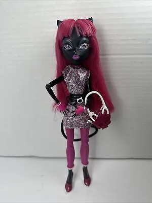 Monster High Doll Scaremester Catty Noir Pink Belt Necklace • $49.99