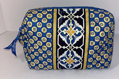 Vera Bradley Medium Cosmetic Make Up In Retired Riviera Blue Spring 2008 Lined • $9.90