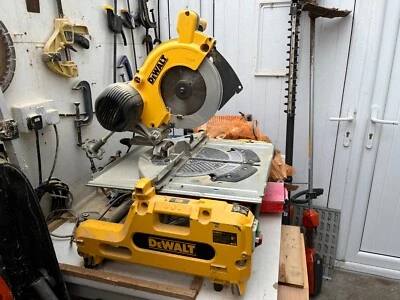 £400 • Buy DEWALT 240V DW743N 2000W Combination Flip Saw With Fence.