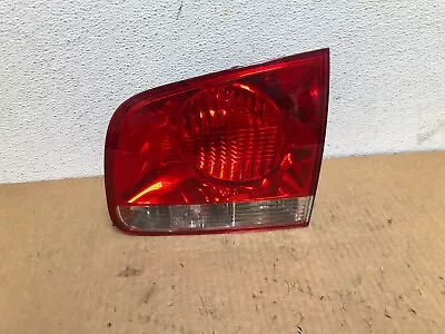 2004-2007 Volkswagen Touareg Right Passenger Rh Side Inner Tail Light Oem 4630M • $13.11