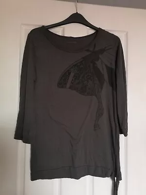 Levi Strauss Size Medium Grey Butterfly Print Tshirt Pure Cotton • £0.99