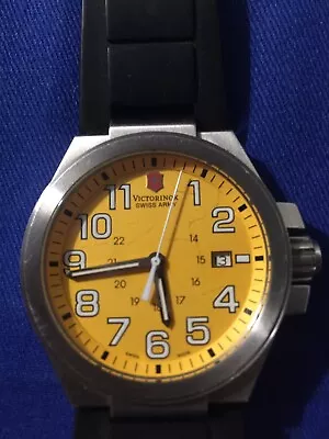 £200 • Buy Victorinox Swiss Army Mens Watch
