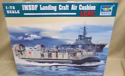 Trumpeter JMSDF Landing Craft Air Cushion LCAC 1:72 Scale Kit #07301 • $54.99