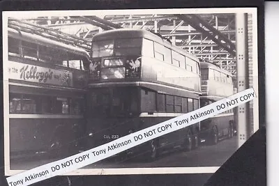 London Transport - C2 Type Trolley Bus No. 233 - Withdrawn - Photo  # B11735 • £1