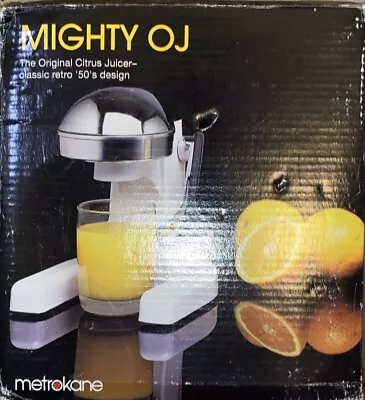 Vintage Metrokane Mighty OJ Classic Manual Metal Citrus Juicer - White 50’s • $29.99