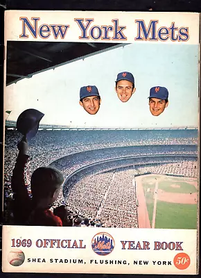 1969 New York Mets Yearbook TOM SEAVER Gil Hodges • $79.93