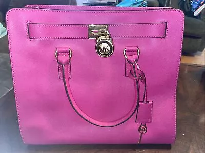 Michael Kors Fuschia Hamilton • $120