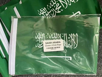 £4.50 • Buy SAUDI ARABIA MINI FLAG PACK OF 4 Small 9 X6  GREAT FOR CRAFTS