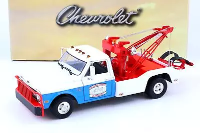 1:18 Greenlight 1969 Chevrolet C-30 Dually Wrecker Towing Truck Hazzard Country • $178.83