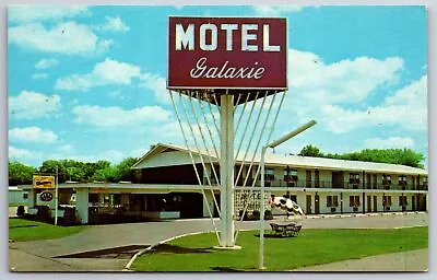 Faribault Minnesota~Galaxie Motel~Close Up Neon Googie Sign~Best Western~1960s  • $9