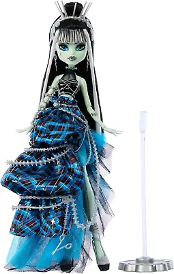 Monster High Frankie Stein Collector Doll With Original Sculpt Stitched In Style • $47.99