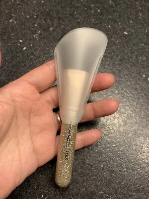 £20 • Buy Mac 473ses Angled Multi-Purpose Cheek Brush