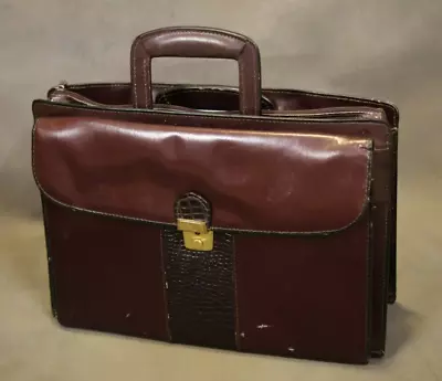 Vintage Heritage Leather Briefcase Bag Catalog Document Brief Case Maroon Color • $30