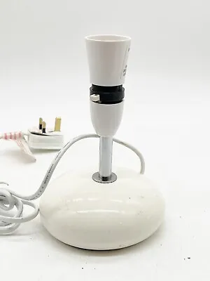 Vintage White Table Lamp Light As1822 • $28.58