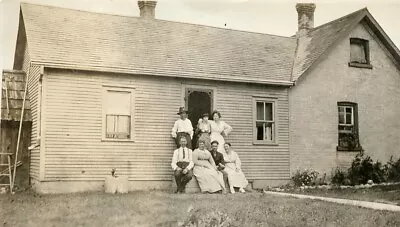 N348 Original Vintage Photo GROUP AT KITCHEN VIEW C Early 1900's • $5.50