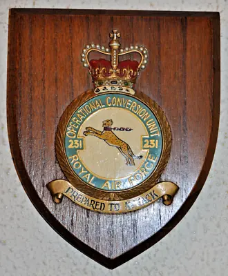 Vintage 231 Operational Conversion Unit Royal Air Force Plaque Shield RAF OCU • £40