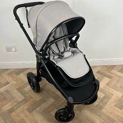Mamas & Papas Ocarro Pushchair Stroller - Nocturn • £500