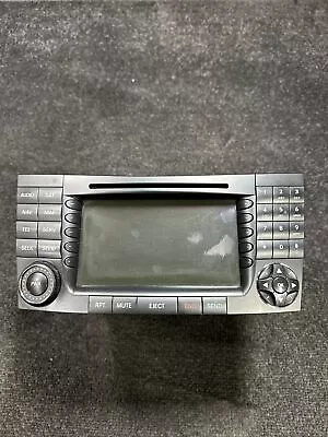 2007 Mercedes CLS550 Navigation Radio Display Screen CD Player OEM A2118203497 • $120