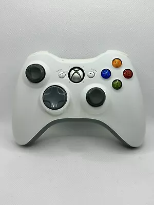 Microsoft Xbox 360 Wireless Official White Controller • £16.99