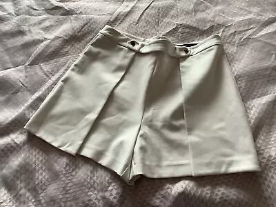 Zara Cream Shorts With Sides Size 12. • £5