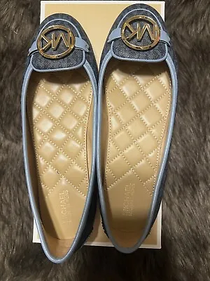 Michael Kors Women's Lillie Logo Moccasin Flats 6.5 • $55