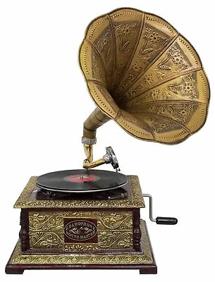 Antique Style Gramophone Complete With Horn  Decorative Wooden Base (l2) • £281.58