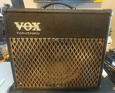 Guitar Amplifier Vox AD30VT. Valvetronix. Hybrid. Tube Preamp ! Models! Effects! • $199.99