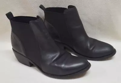 Jo Mercer Womens Black Leather/Synthetic Pointed Toe Chelsea Boots Size 38 • $35