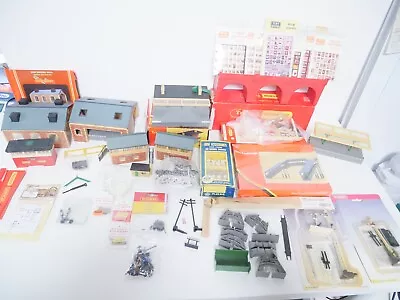 Hornby Etc. OO Gauge Buildings Accessories Etc. • £10