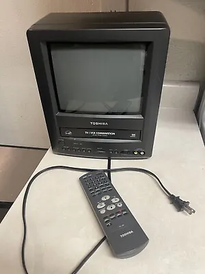 $129.99 • Buy Vintage Toshiba 9  Color CRT TV MV9DM2 VCR Combo Gaming Television & Remote