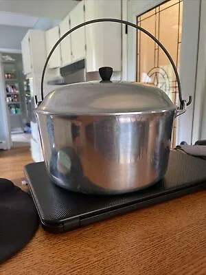 Vintage Majestic Cookware Aluminum 6 Quart Dutch Oven With Lid And Handle • $60