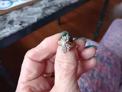 Diamond Cluster Flower Ring Vintage 14k Gold • $150