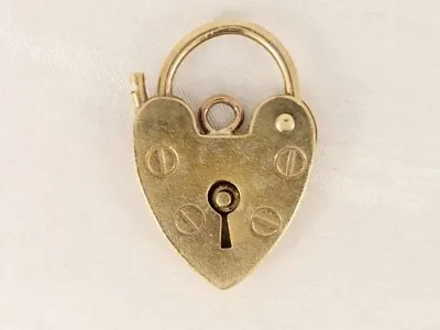 Heart Padlock Clasp 9ct Gold Vintage Gate Bracelet Ladies 375 1.6g Cs25 • $224.02