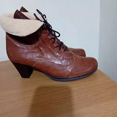 Gabor Brown Leather Ankle Boots Size 7 • £1.49