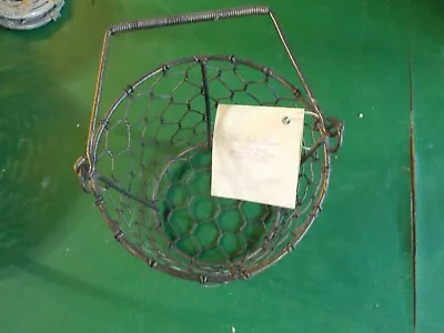 Small Rustic Chicken Wire Basket Primitive Colonial (cl 13-3) • $3.99