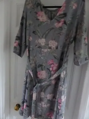 £7.70 • Buy Laura Ashley Viscose Grey With Pink Roses Elbow Length Sleeves Size 14 Dress