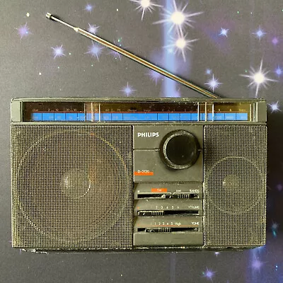 Vintage Philips  D-2120 AM/FM Radio Working • $29.95