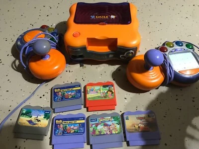 $25 • Buy V-Tech V-Smile TV Learning System Bundle With 6 Games, Not Working/for Parts