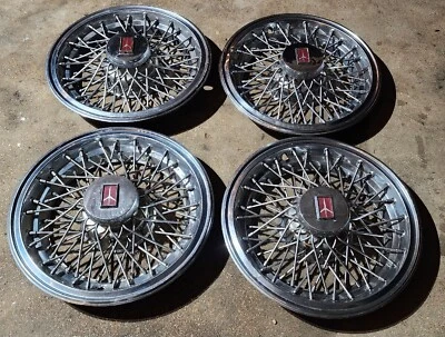 $224.99 • Buy Set Of 4 OEM 1985-90 Oldsmobile Custom Cruiser 15  Wire Spoke Hubcap Wheel Cover
