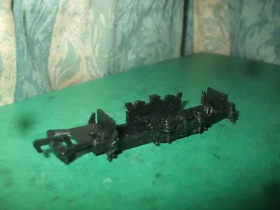 MAINLINE BR CLASS 42 WARSHIP BOGIE BASE SECTION - No.2 • £12.95