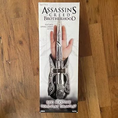 NECA Assassin's Creed Brotherhood Ezio Auditore Roleplay Blade Gauntlet Replica! • $20