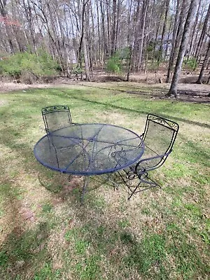 3PC Black Set Patio Table Chairs Antique Vintage Preowned 48 Inch Table • $289.99