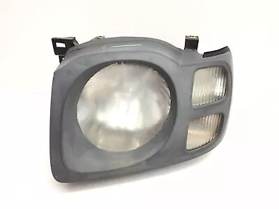 02 03 04 Nissan Xterra Headlight Driver Left  • $59.18