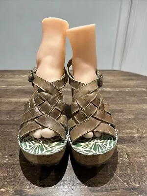 £25 • Buy Fly London Brown Sandals Size 7 (40)