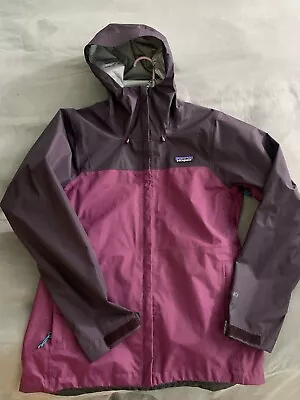 Women's PATAGONIA Jacket Raincoat NIGHT PLUM Extra Small XS • $29.99