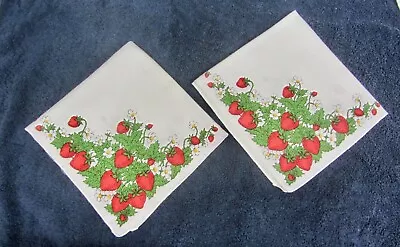 UNUSED Vtg 1970's Cloth Napkins Set Of 2 Red Strawberry 16  Square Strawberries • $11.99