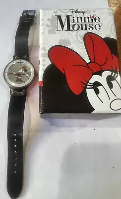 Disney Minnie Mouse MN1564KL Accutime Watch Magic Kingdom WL-1 • $3.99