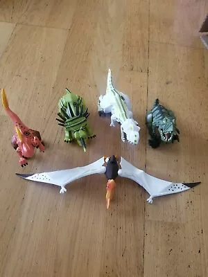 Lot Of 5 Dinosaurs Plastic Action Figures • $9.99