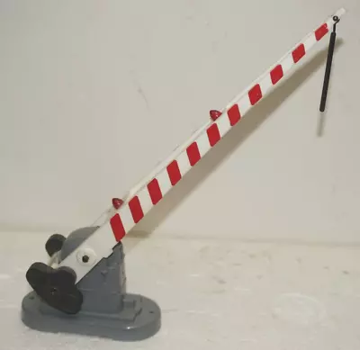 Lionel Postwar O-gauge Item 252 Automatic Crossing Gate - Working • $15