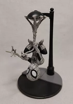 Q-FIG Marvel - SPIDERMAN Hanging From Lamp Post BLACK & WHITE - LOOTCRATE • $0.99